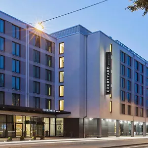 Courtyard By Marriott East Мюнхен