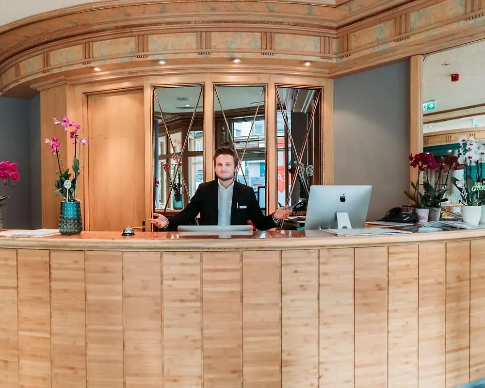 Awa Hotel München