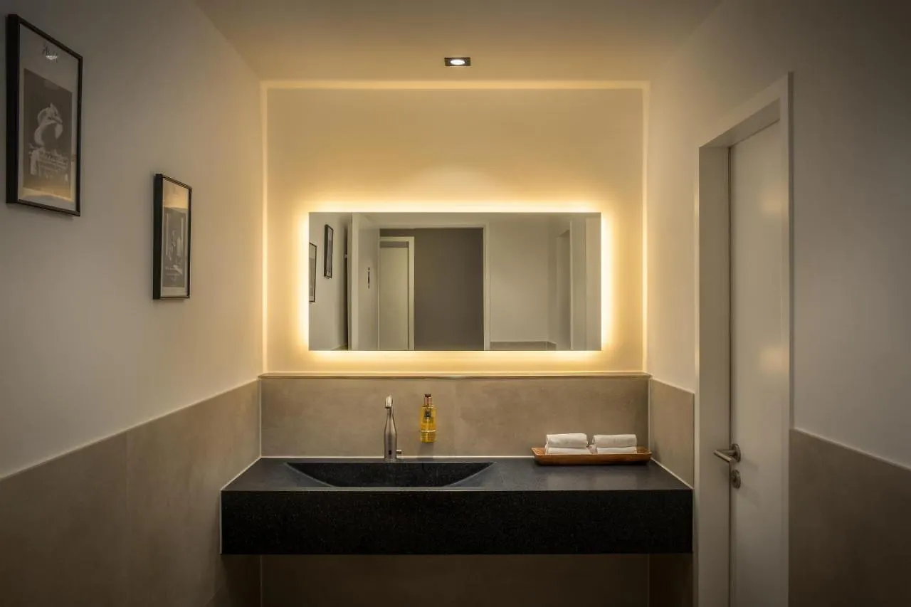 Awa Hotel München