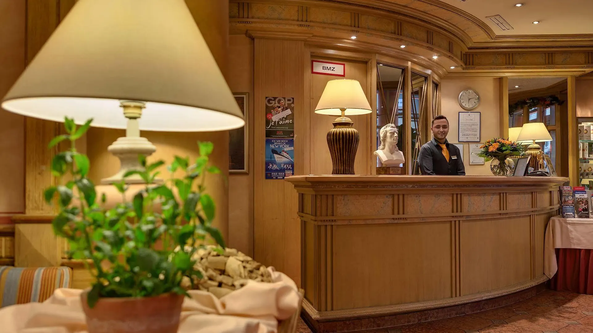 Awa Hotel München
